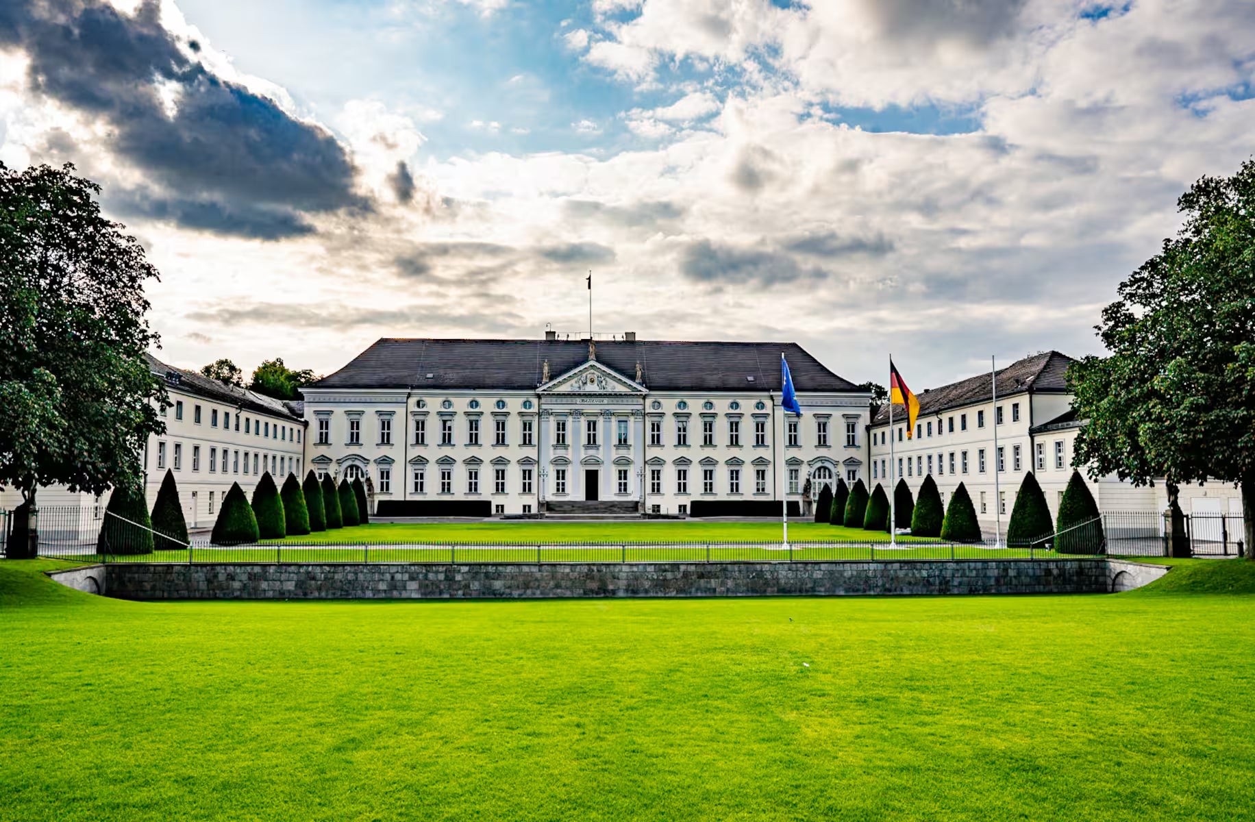 Das Schloss Bellevue – Rätselstation im Urban Puzzle Stadtspiel „Symbole einer Nation“